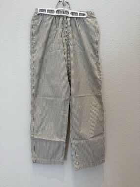 Striped Women's pants from LWN Medium